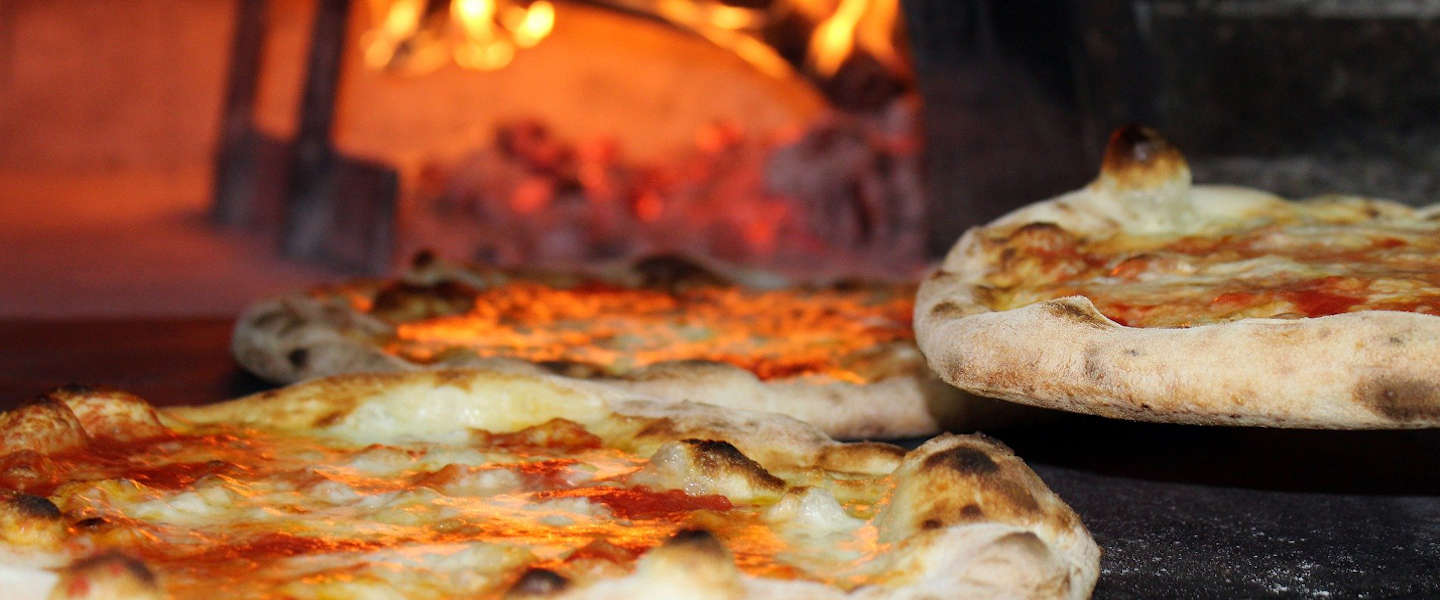 De beste manier om je leftover pizza op te warmen