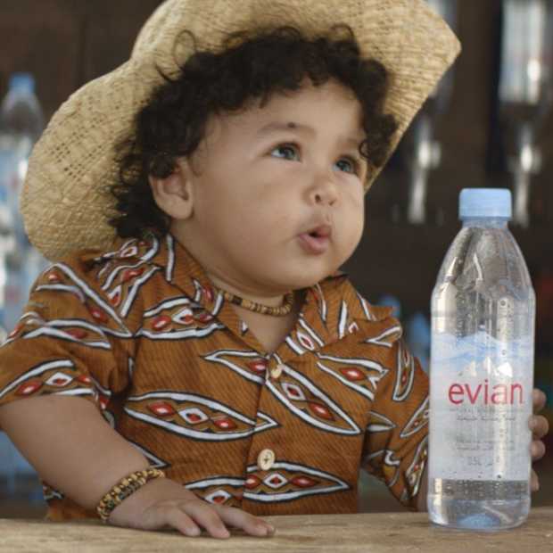Evian maakt vervolg op reclame met dansende baby’s