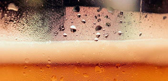 Grootste verrassing van 2023: bier met carnaval weer duurder dan vorig jaar
