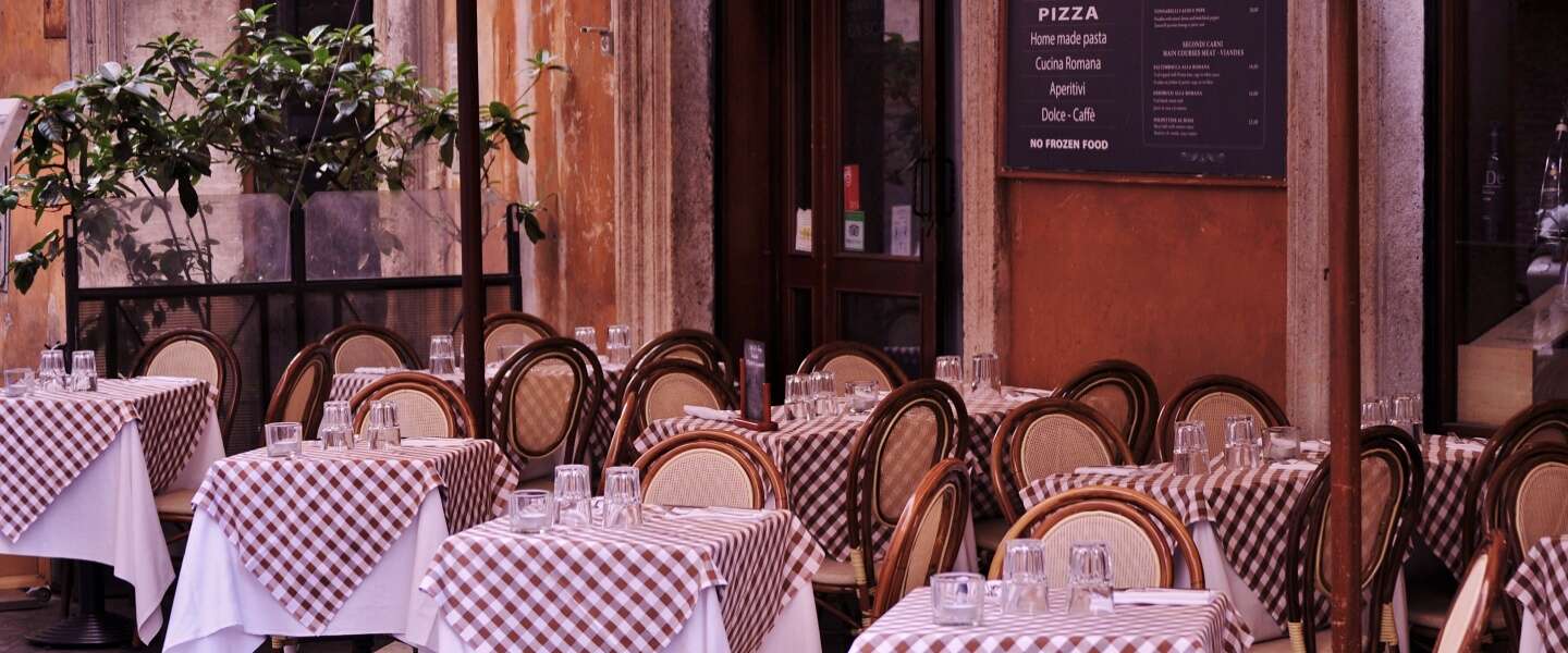 10 gebruiken op het gebied van eten en drinken waar Italianen naar